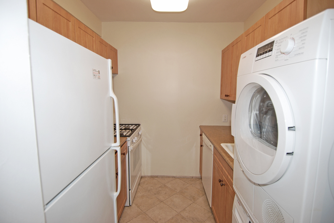 North Shore Towers apt.