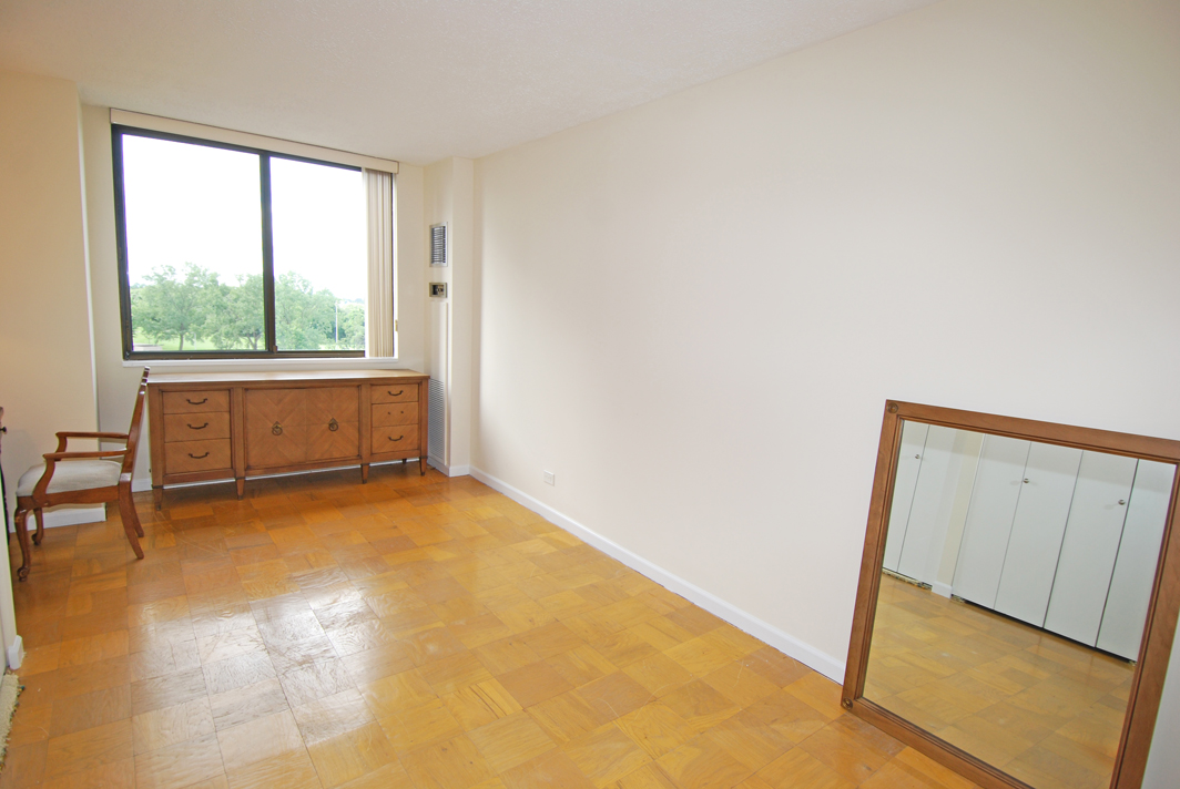 North Shore Towers apt.