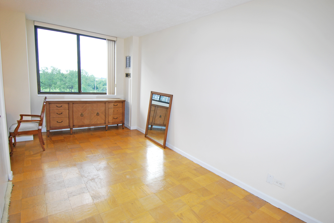 North Shore Towers apt.