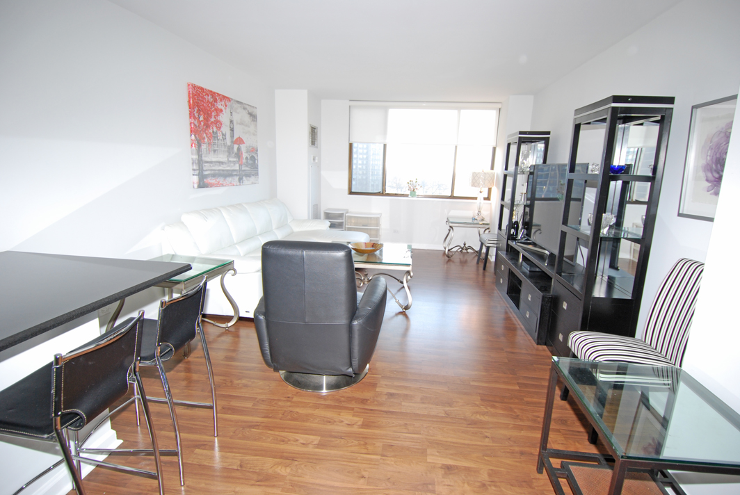 North Shore Towers Apt. 