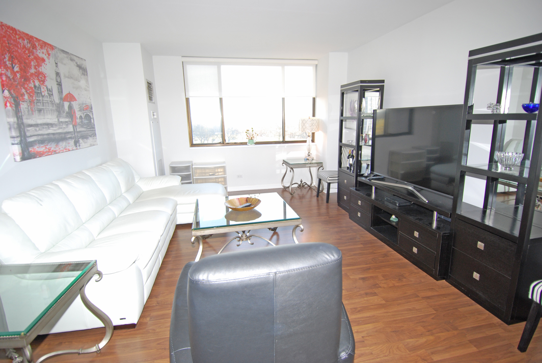 North Shore Towers Apt.