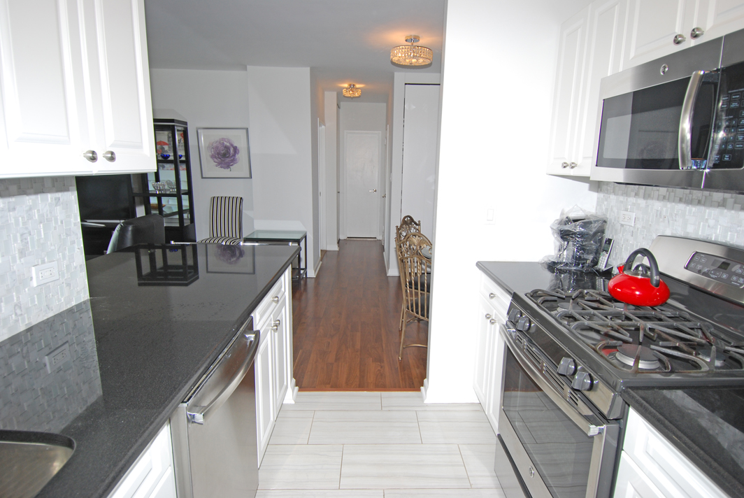 North Shore Towers Apt.