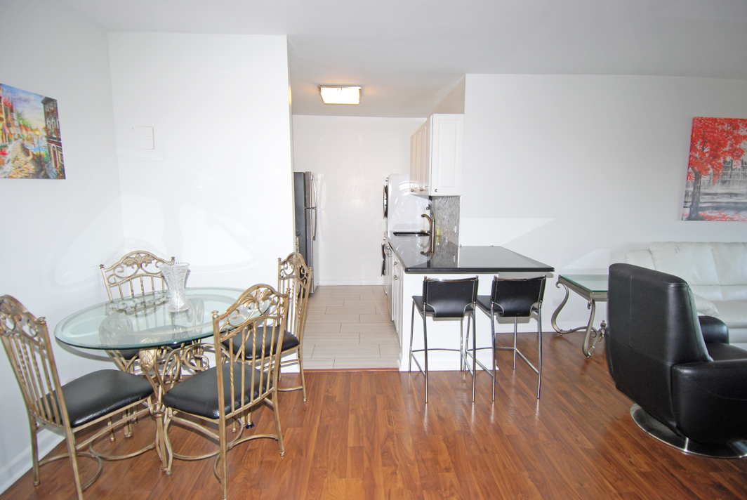 North Shore Towers Apt.