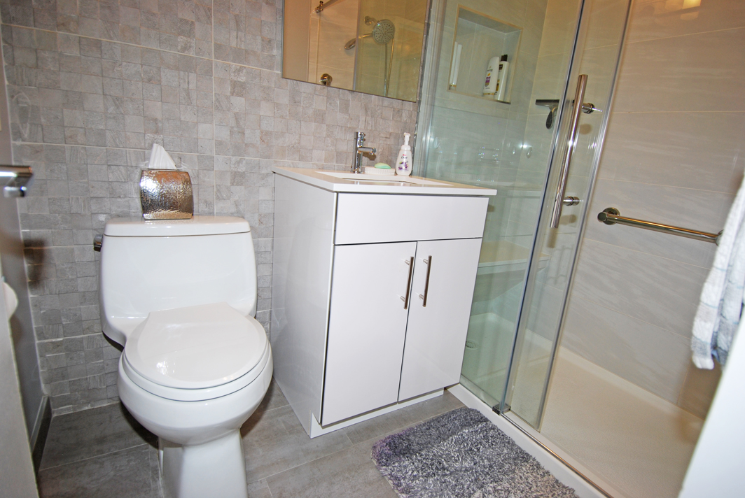 North Shore Towers 1 Bedroom Apartment