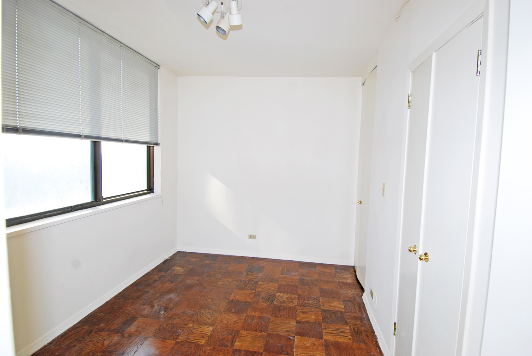 North Shore Towers Studio Apartment