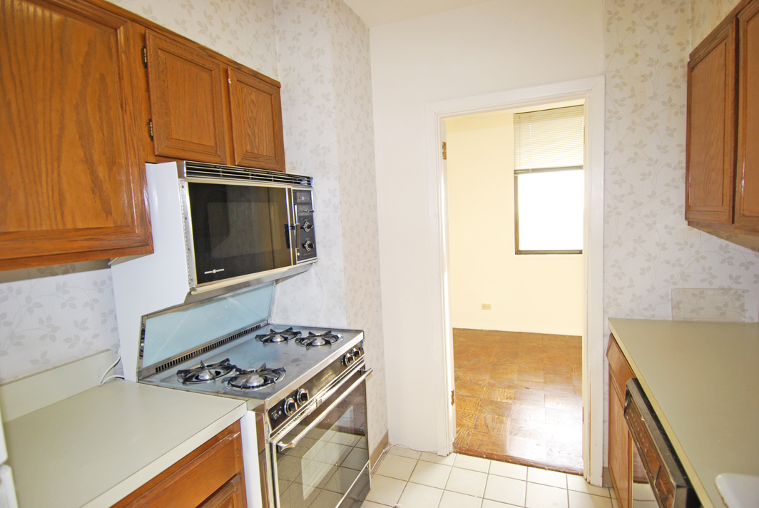 North Shore Towers Studio Apartment