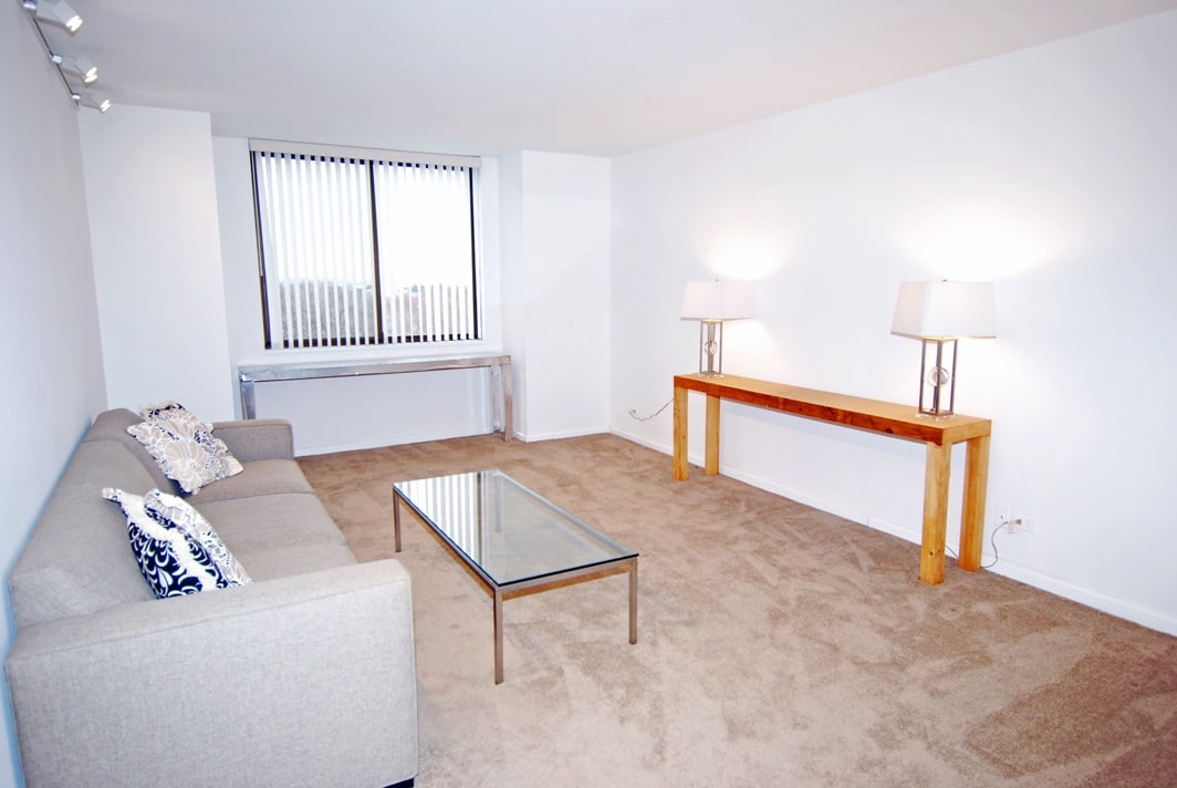 North Shore Towers Apt.