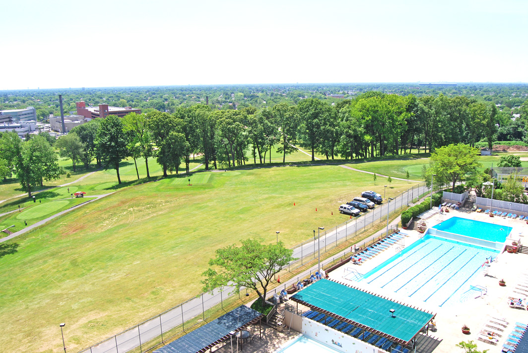 North Shore Towers Studio Apartment