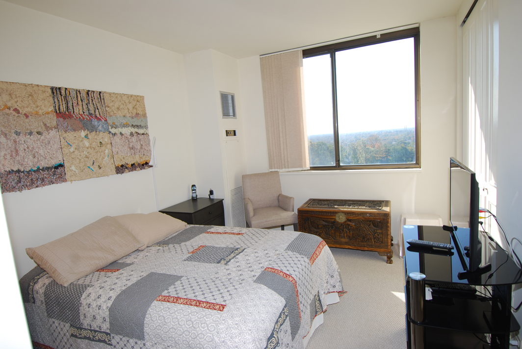 North Shore Towers Studio Apartment