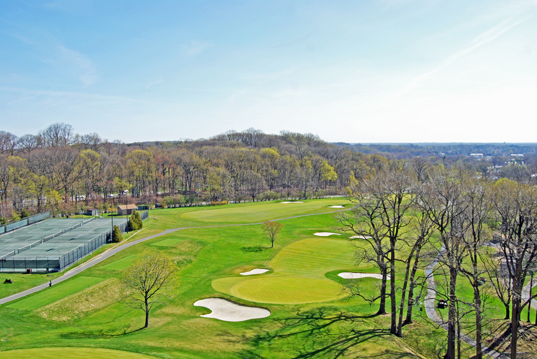 North Shore Towers 1 Bedroom Apartment