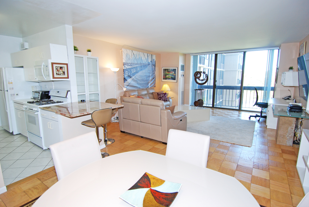 North Shore Towers 1 Bedroom Apartment