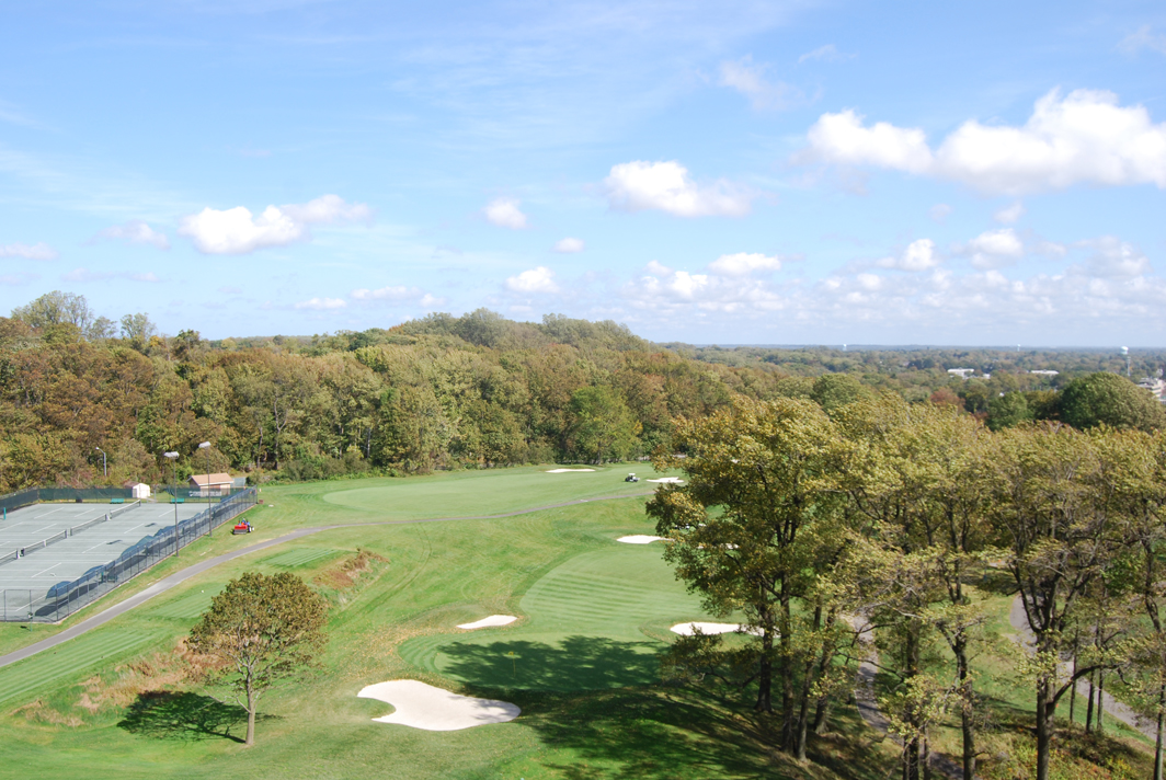 North Shore Towers 1 Bedroom Apartment