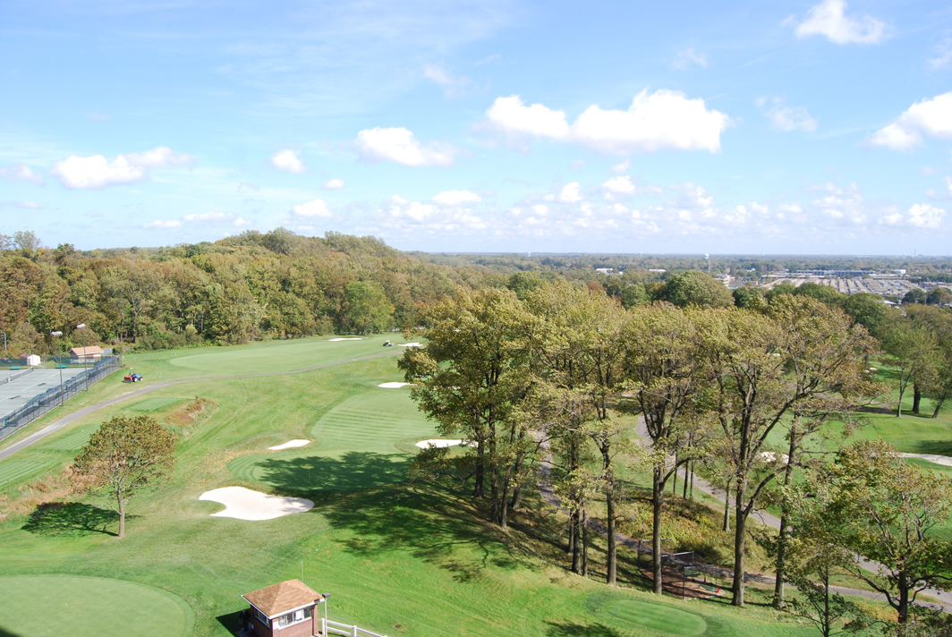 North Shore Towers 1 Bedroom Apartment