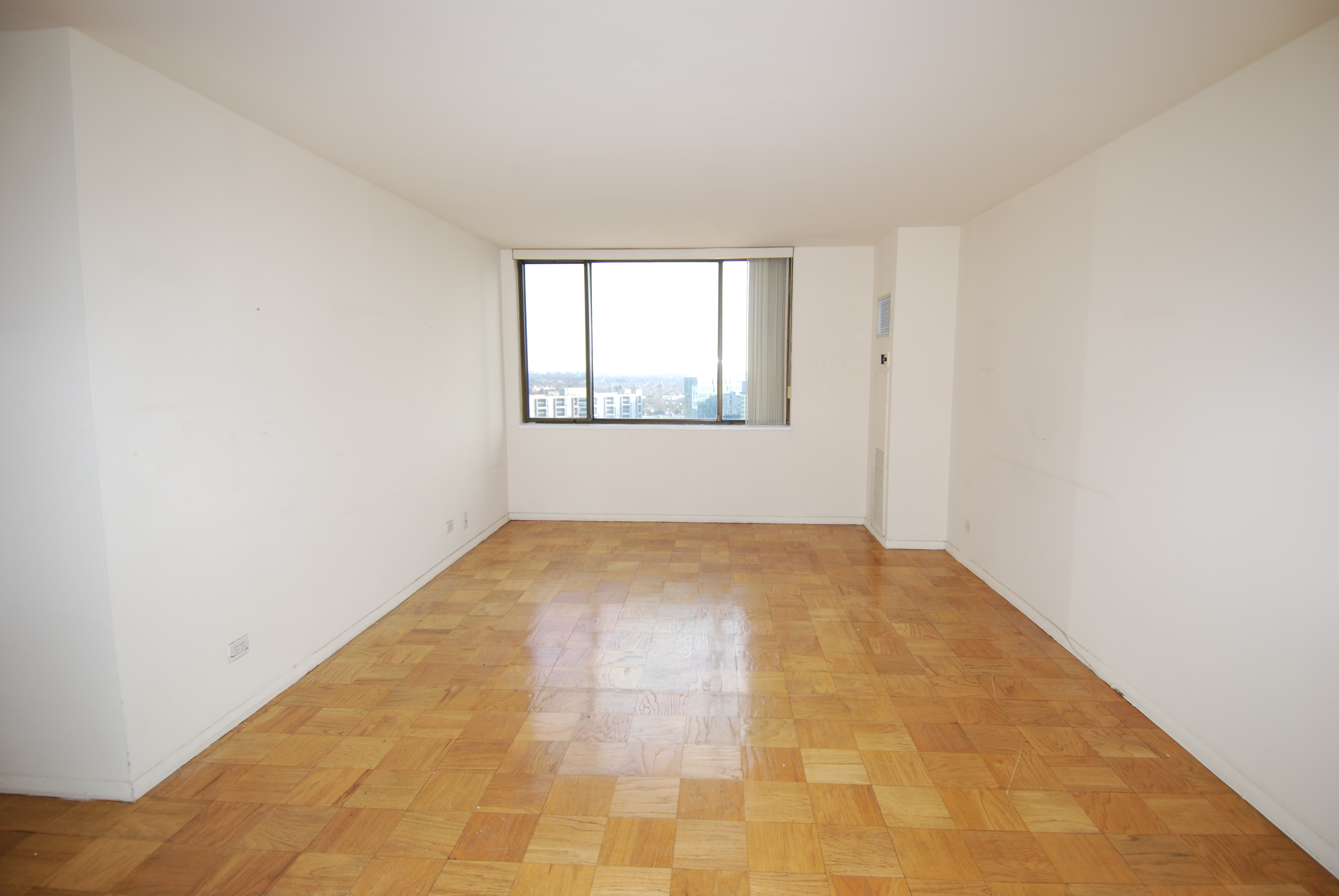 North Shore Towers  apt.