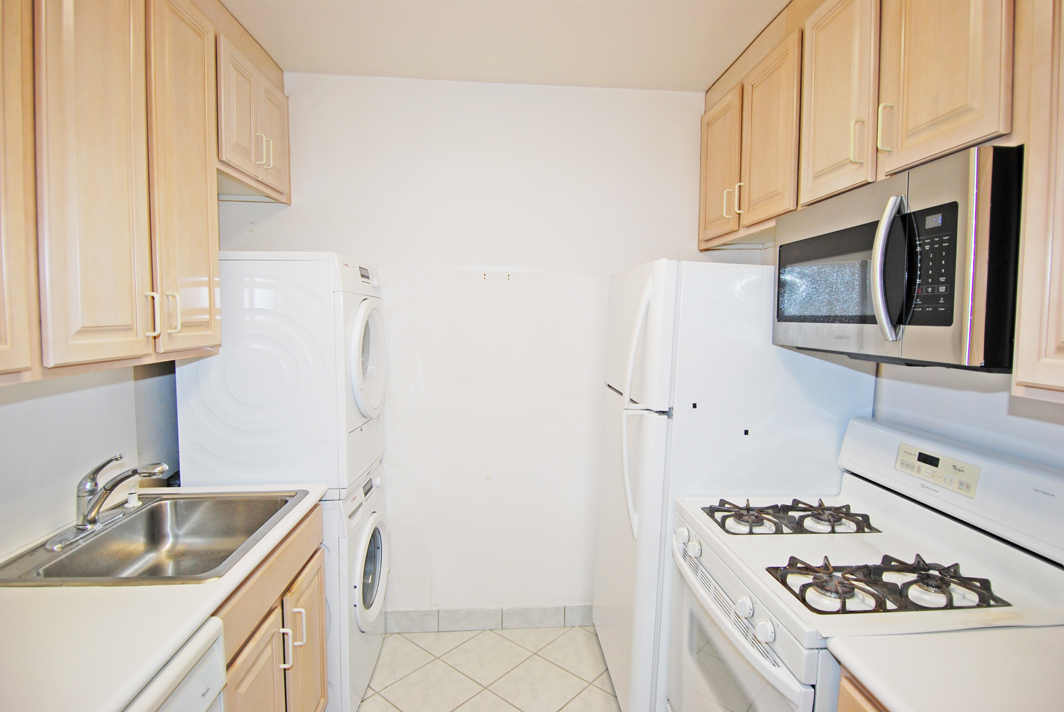 North Shore Towers apt.