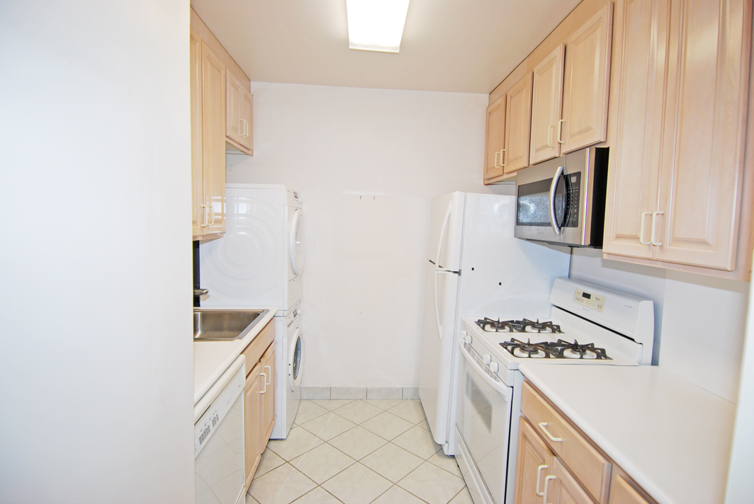 North Shore Towers apt.