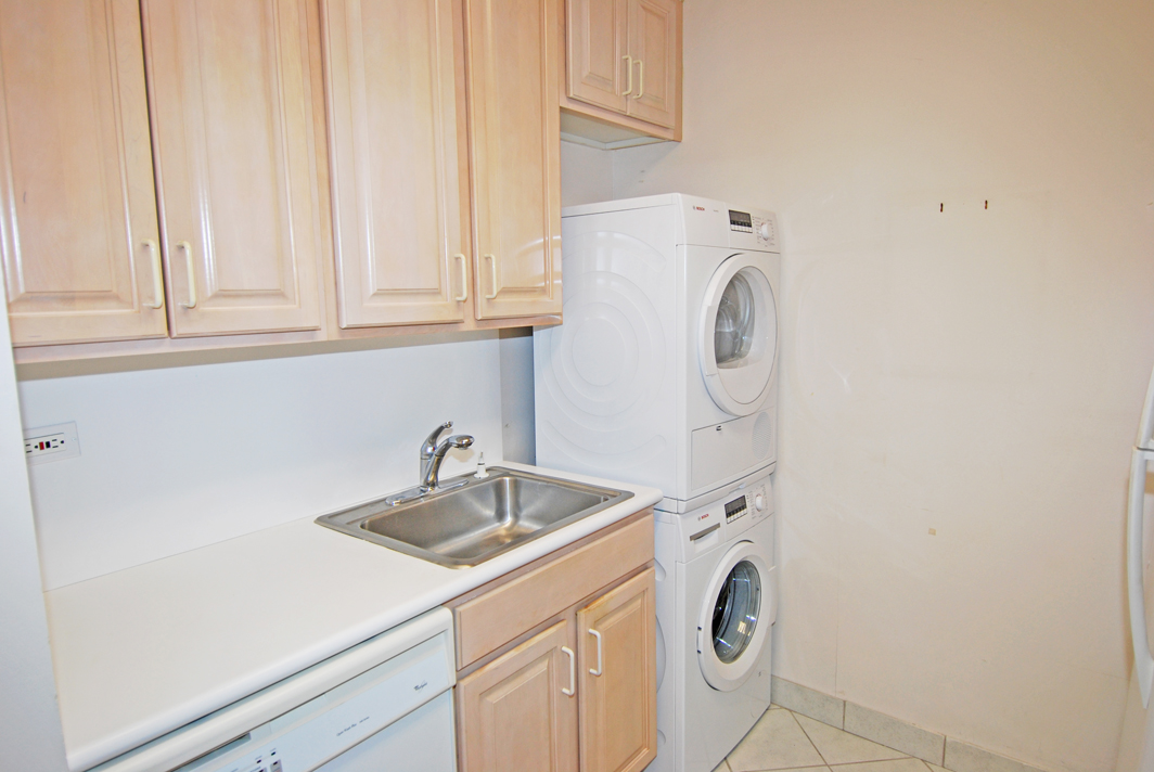 North Shore Towers apt.