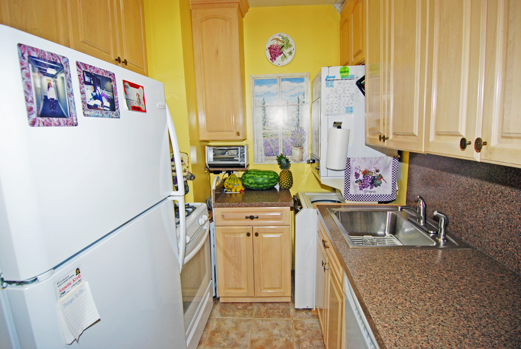 North Shore Towers apt.