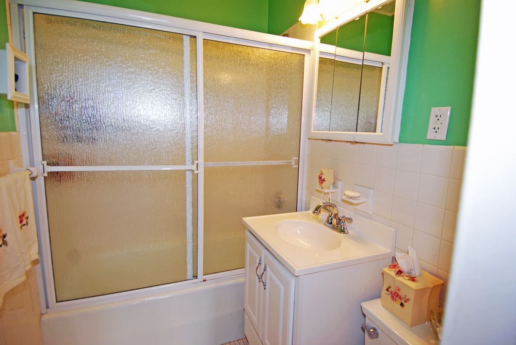 North Shore Towers apt.