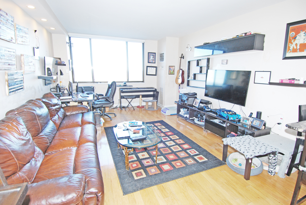 North Shore Towers apt.