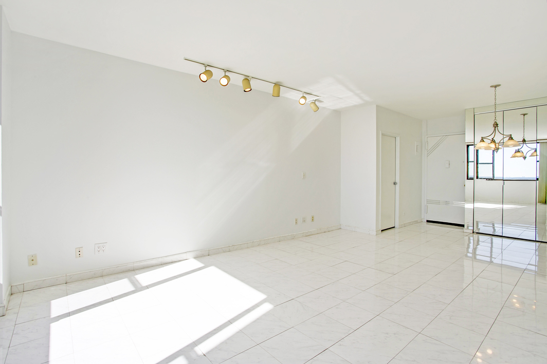 North Shore Towers apt.