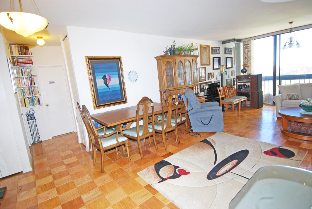 North Shore Towers 1 Bedroom Apartment