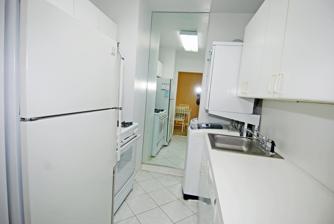 North Shore Towers Studio Apartment