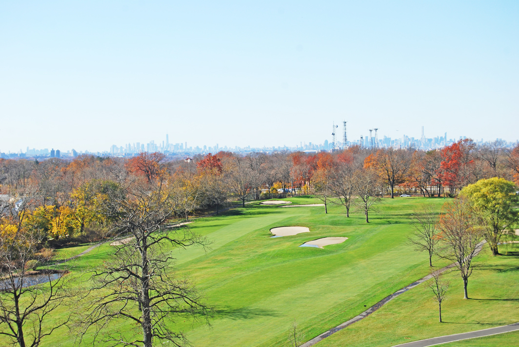 North Shore Towers Studio Apartment