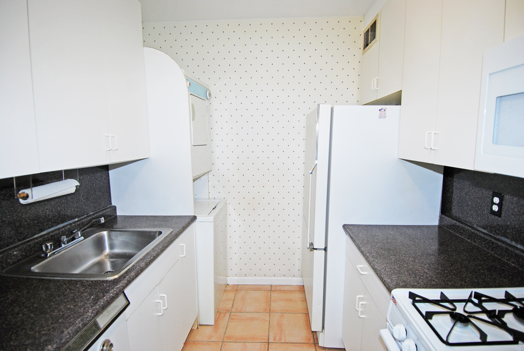 North Shore Towers apt.