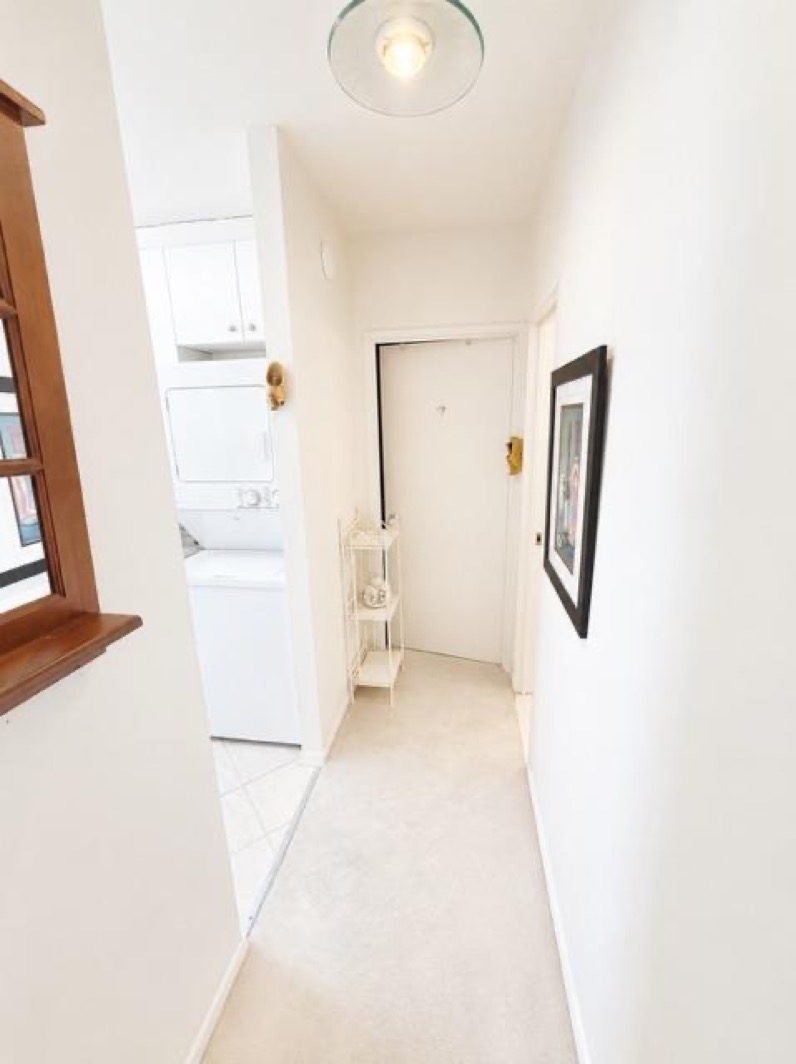 North Shore Towers Apt.