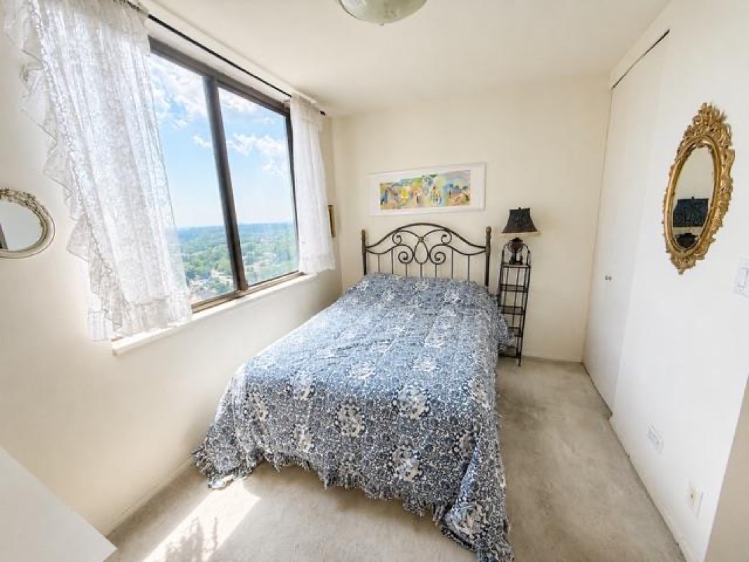 North Shore Towers Apt.