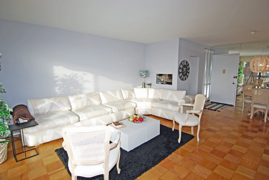 North Shore Towers 1 Bedroom Apartment