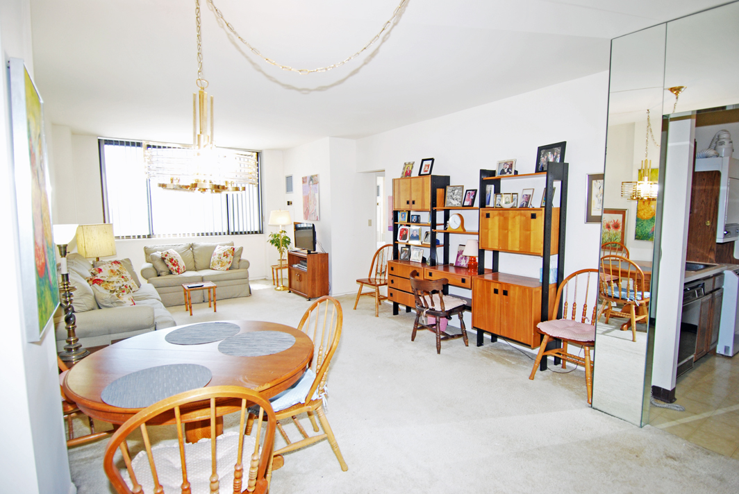 North Shore Towers Studio Apartment