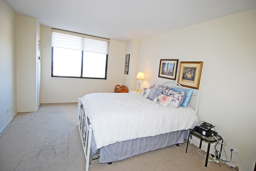 North Shore Towers 1 Bedroom Apartment