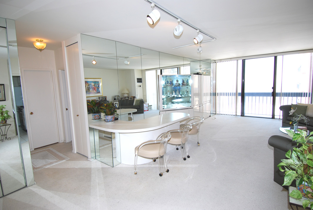 North Shore Towers 1 Bedroom Apartment