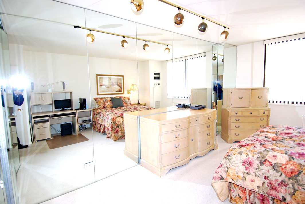 North Shore Towers 1 Bedroom Apartment