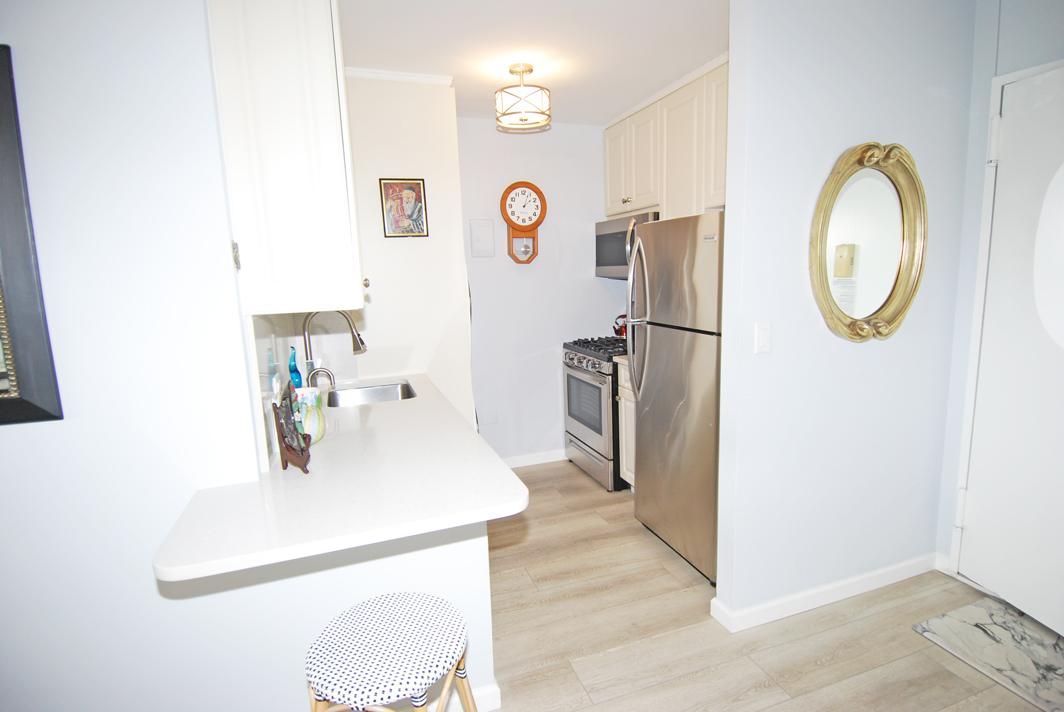 North Shore Towers Apt.