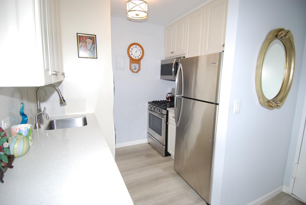 North Shore Towers Apt.