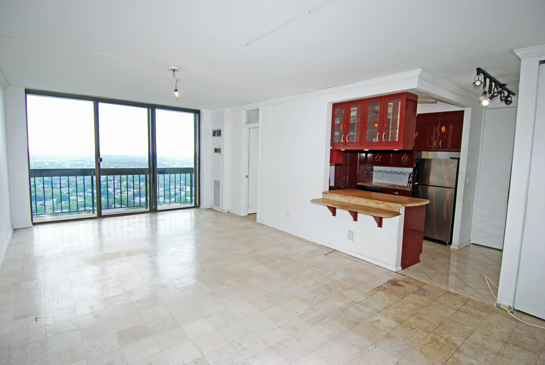 North Shore Towers Studio  Apartment