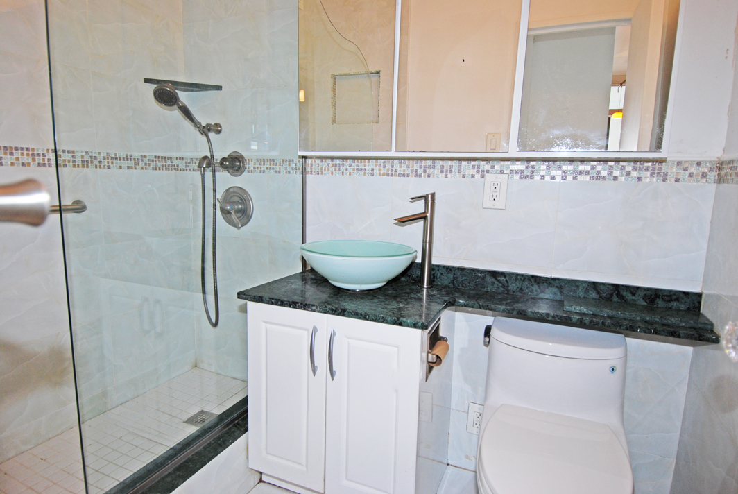 North Shore Towers Alcove Studio