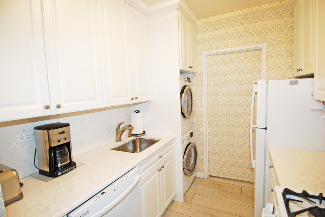 North Shore Towers Studio Apartment