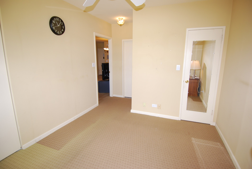 North Shore Towers Studio Apartment