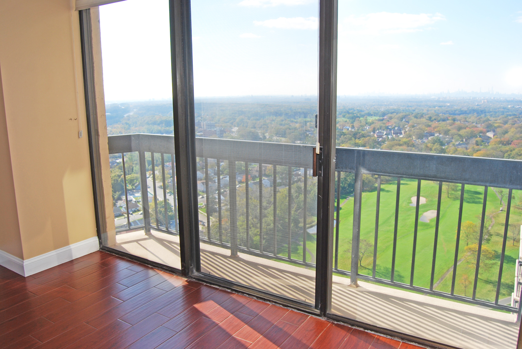 North Shore Towers apt.