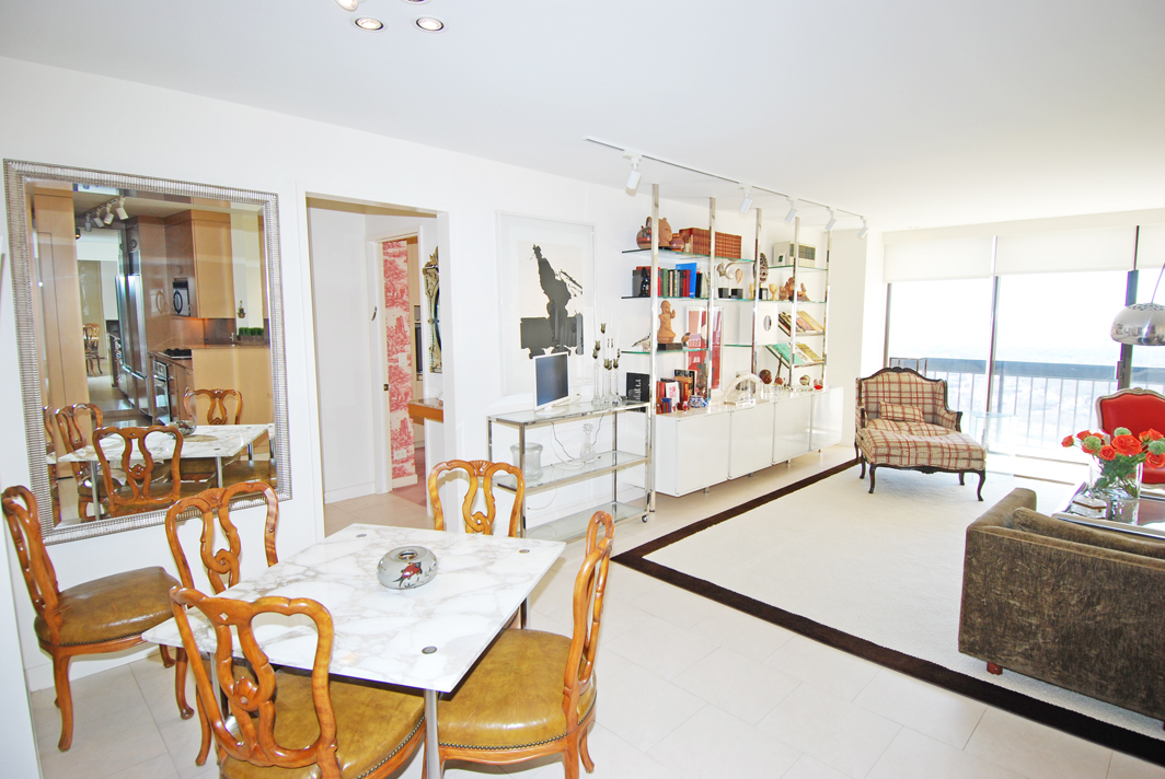 North Shore Towers 1 Bedroom Apartment