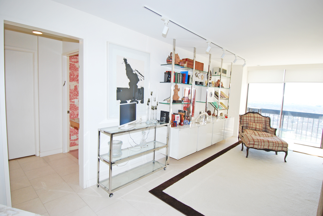 North Shore Towers 1 Bedroom Apartment