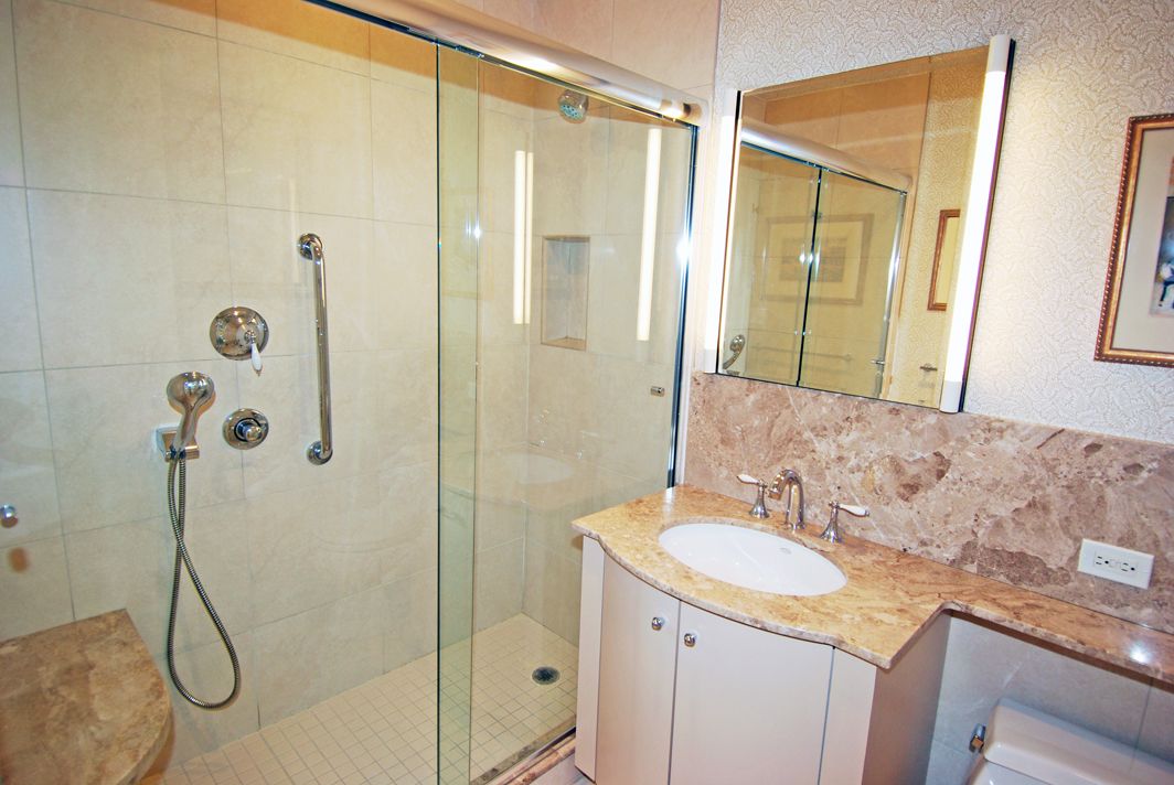 North Shore Towers 1 Bedroom Apartment