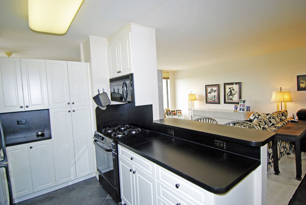 North Shore Towers Studio Apartment