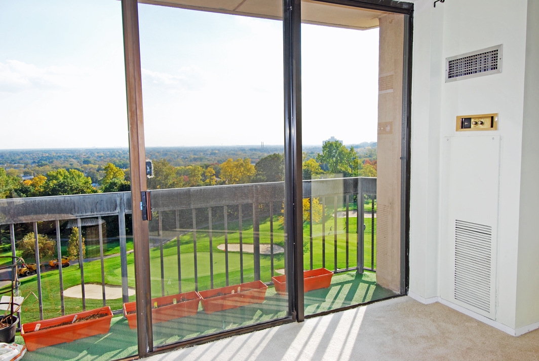 North Shore Towers Apartment