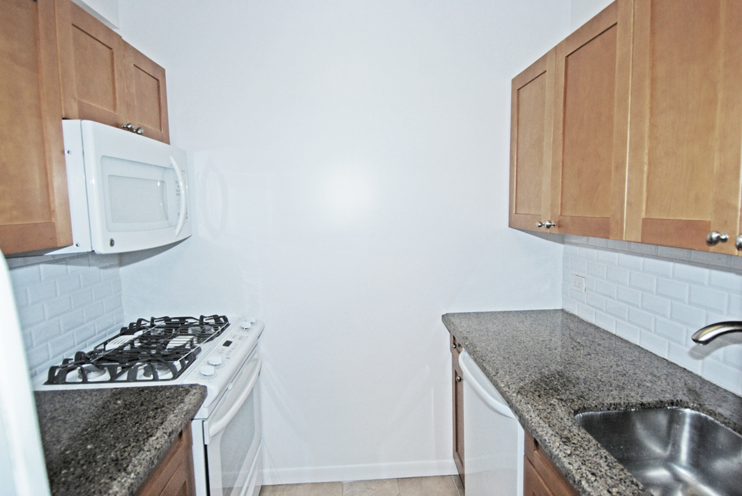 North Shore Towers 1 Bedroom Apartment