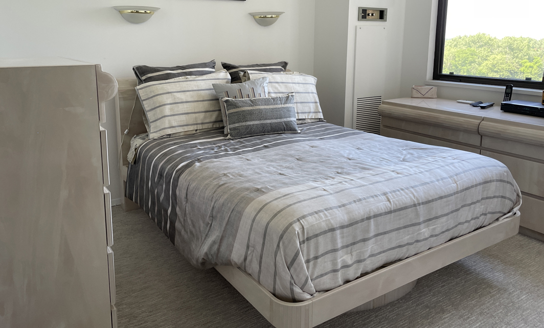 North Shore Towers Studio Apartment